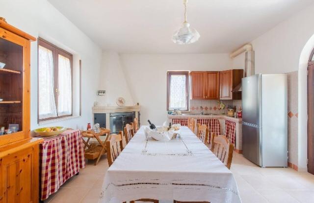 צ'לייה מספיקה Villa Degli Ulivi מראה חיצוני תמונה
